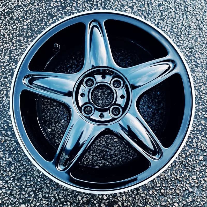 Two-tone diamond cut finish by Dimonty Alloys, Standish