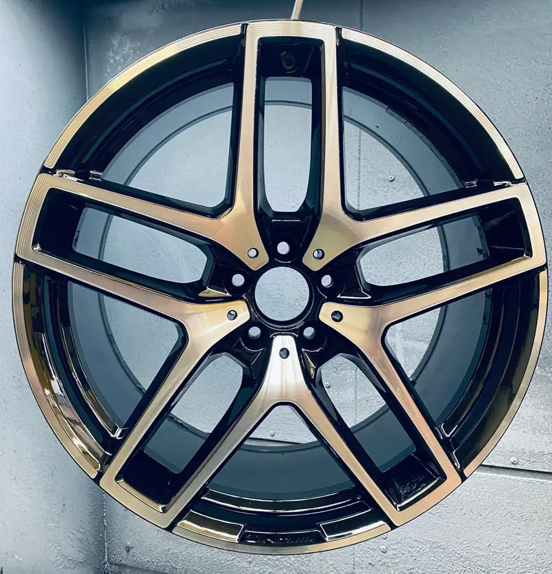 Repaired and refurbished alloy wheel by Dimonty Alloys, Wigan