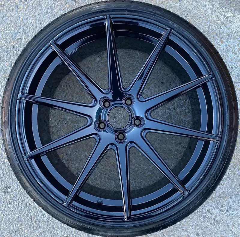 Diamond cut alloy wheel refurbished by Dimonty Alloys, Wigan